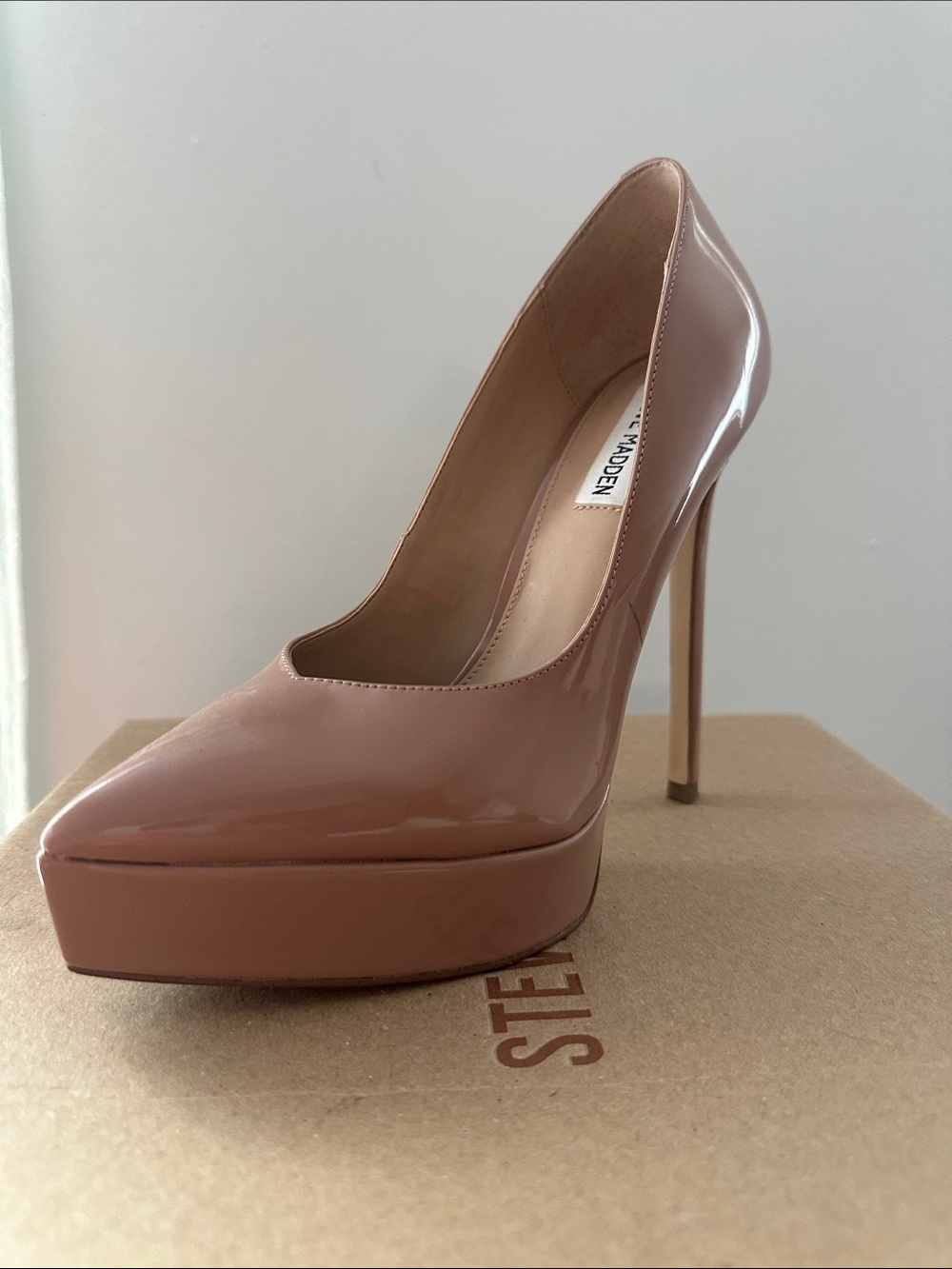 Steve Madden Nude Patent Platform Stiletto Pump